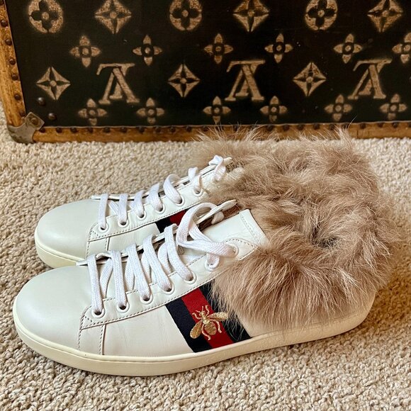 Gucci Ace Sneakers with Bee Embroidery Fur Trim - Picture 3 of 5